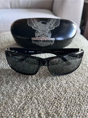 Harley-Davidson HDX 860 BLK-3 Wrap Around Sunglasses plus Hard case *Read Ad*